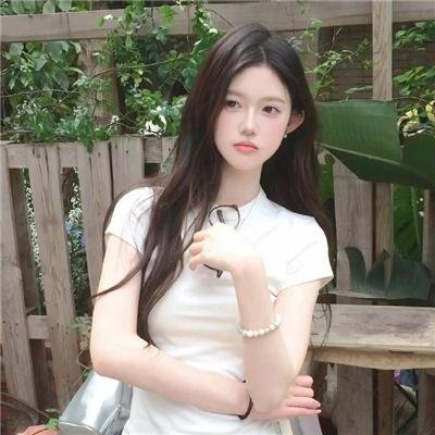铁路的白蔷薇